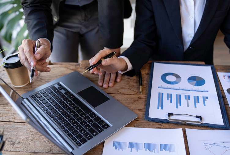 経験豊かな営業スタッフによる最適提案